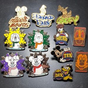 Disney pins